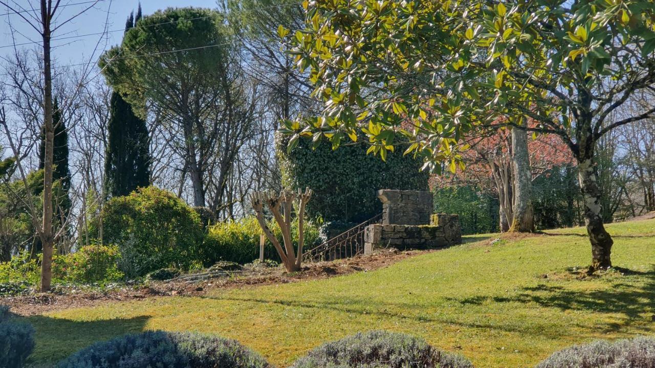 فندق Domaine Du Cardou Puy-lʼÉvêque المظهر الخارجي الصورة