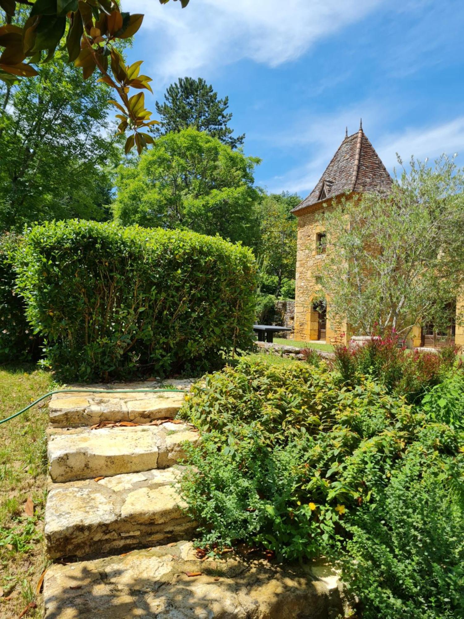 فندق Domaine Du Cardou Puy-lʼÉvêque المظهر الخارجي الصورة